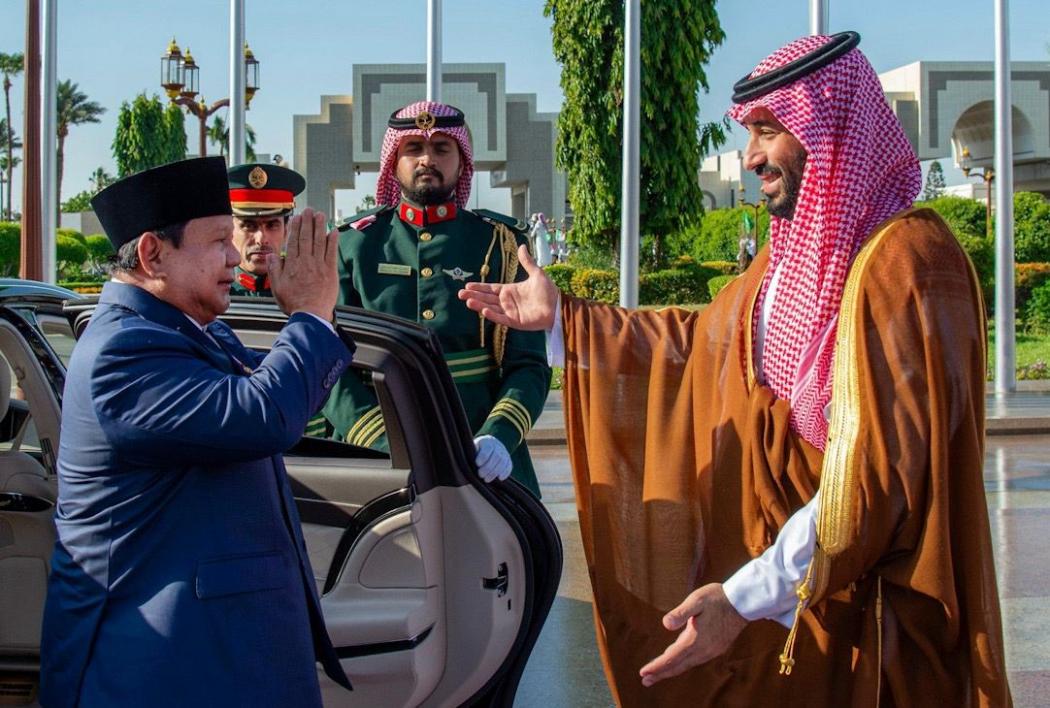 Prabowo Telepon Pangeran MBS, Bahas Bencana Sumatra hingga Kampung Haji 