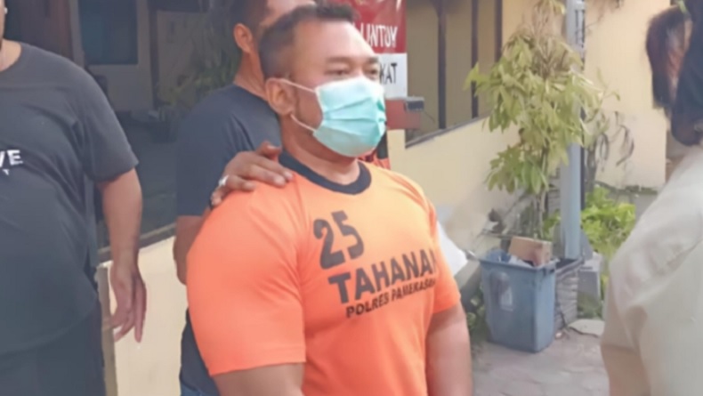 Pengusaha Toko Kelontong di Pamekasan yang Viral Aniaya Kurir COD Ditangkap Polisi