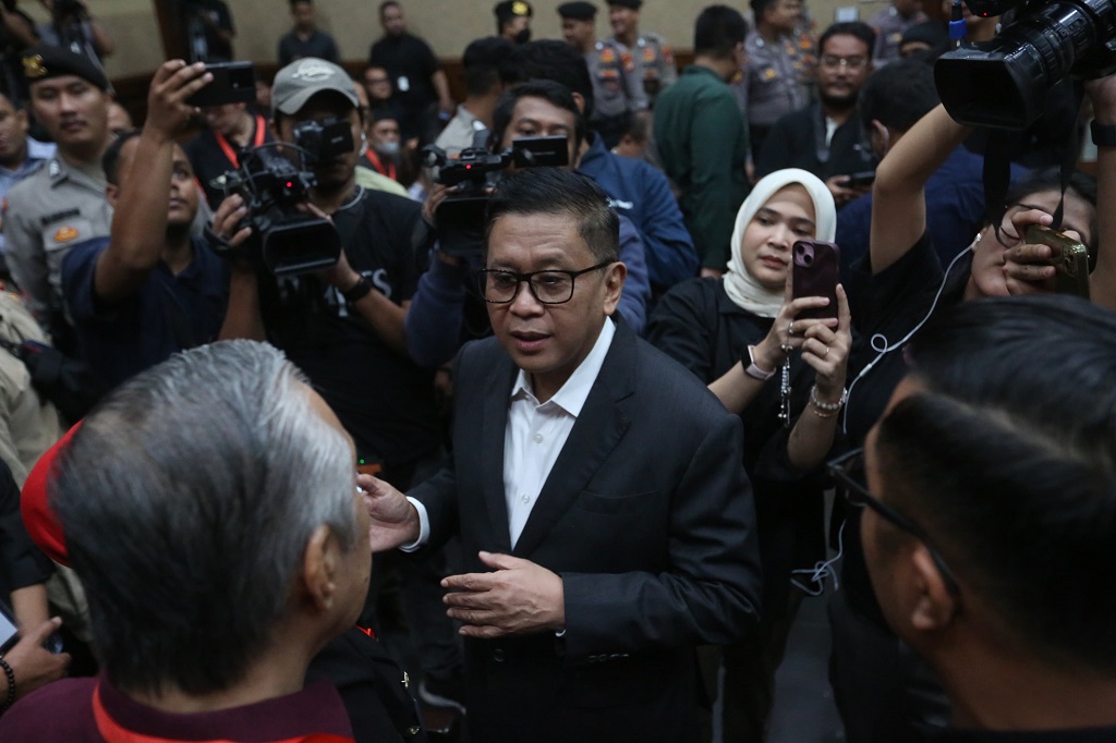 Romo Magnis hingga Eks Jaksa Agung Kirim Amicus Curiae untuk Hasto Kristiyanto