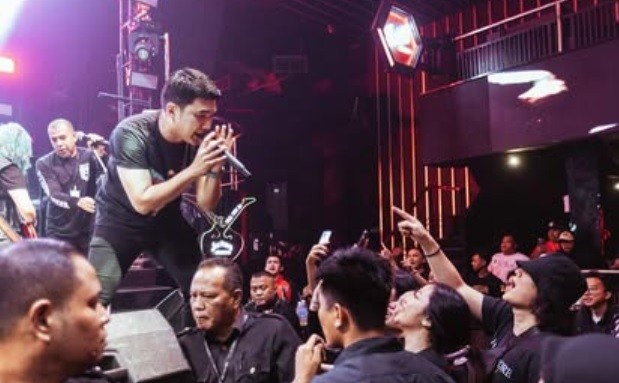 Aldi Taher Ngaku Belajar Nyanyi dari Dewi Perssik: Dia Guruku