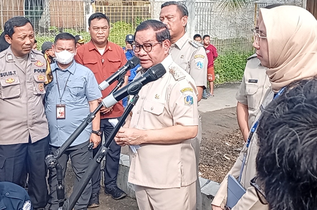 Pramono Minta Maaf ke Warga Cawang Buntut Banjir