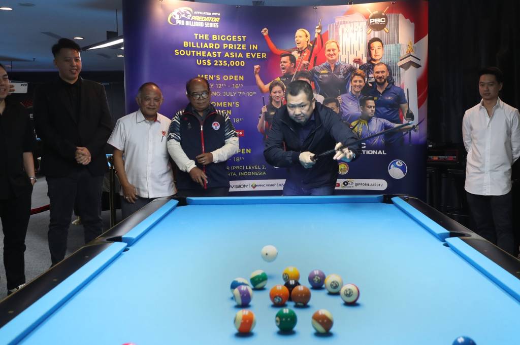 Hary Tanoesoedibjo Optimistis Atlet Biliar Indonesia Bisa Berjaya di Predator PBC IIO 2025