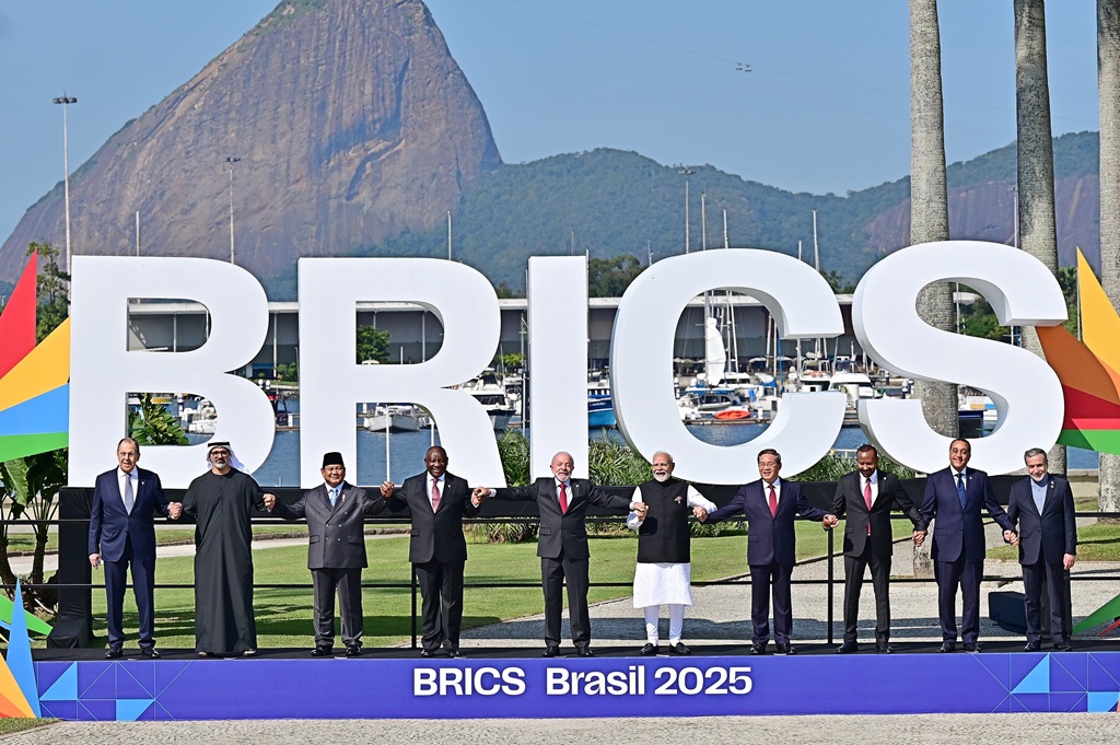 Momen Presiden Prabowo Foto Bersama Pemimpin Negara Anggota BRICS