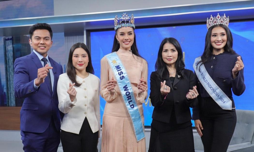 Kunjungi iNews Media Group, Miss World 2025 Suchata Chuangsri Mencoba Jadi News Anchor Indonesia 