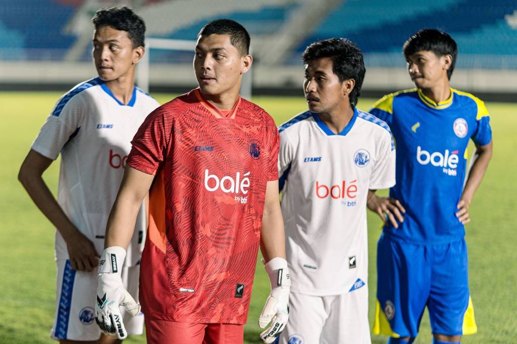Arema FC Luncurkan Jersey Anyar jelang Super League 2025-2026, Usung Semangat Sejarah Emas!