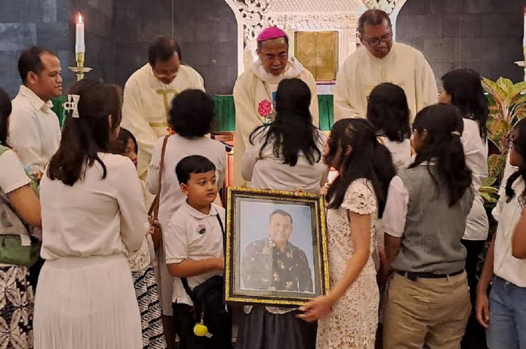 Misa Arwah 1.000 Hari Kematian Iwan Boedi ASN Semarang, Keluarga Menanti Keadilan!