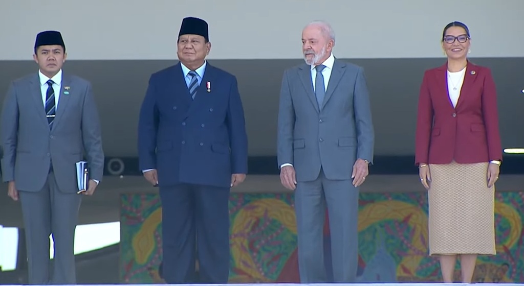Momen Prabowo Disambut Upacara Kenegaraan di Istana Kepresidenan Brasil 