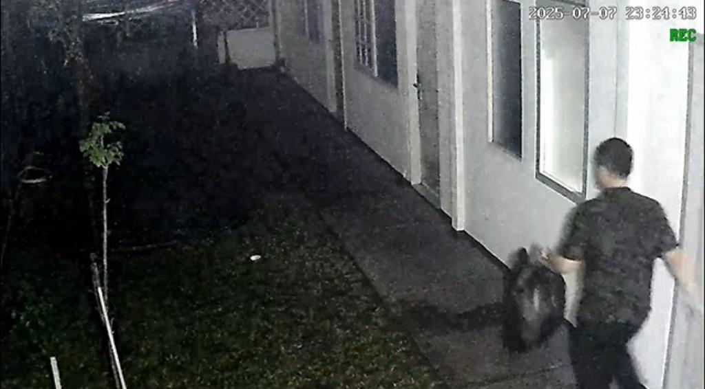 Polisi Telah Kantongi Isi Kresek yang Dibuang Diplomat Kemlu sebelum Ditemukan Tewas