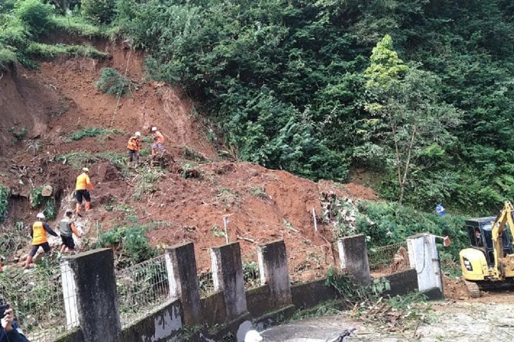 Waspada! 10 Wilayah di Jaksel dan Jaktim Berpotensi Dilanda Longsor, Ini Sebarannya