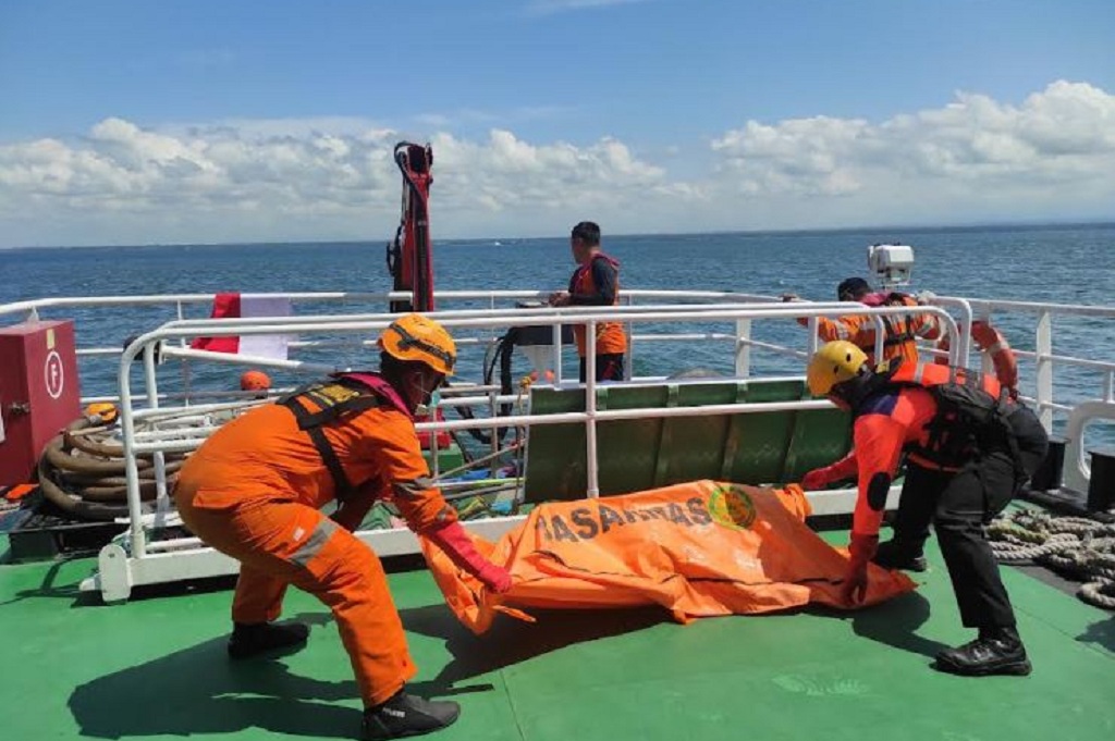 Update Korban KMP Tunu Pratama Jaya: 17 Orang Tewas, 18 Penumpang Masih Hilang