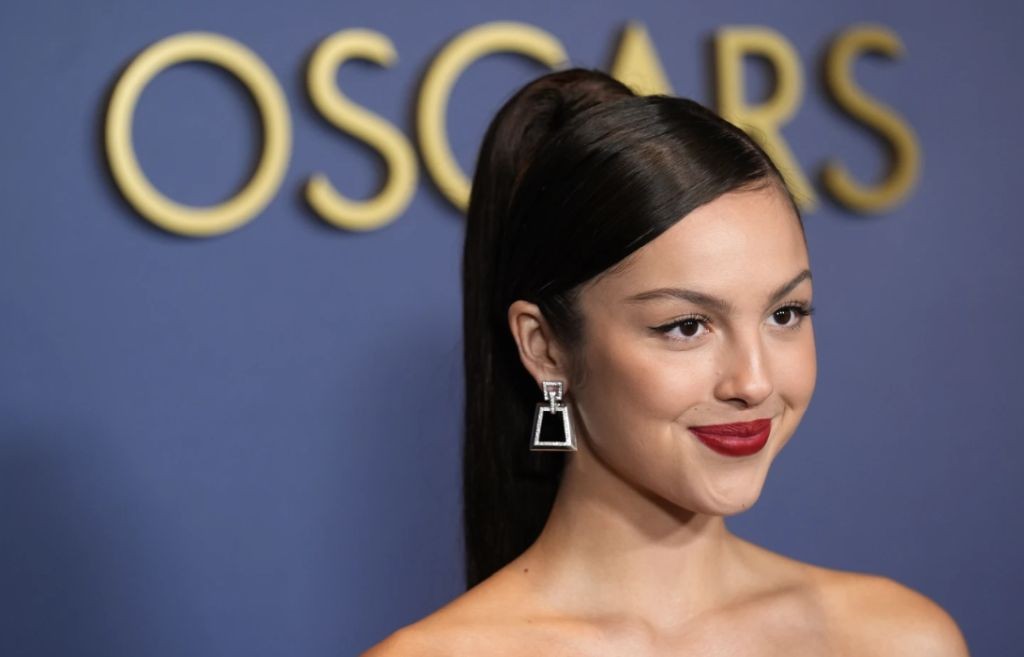 Penyanyi Cantik Olivia Rodrigo Dukung Palestina: Situasinya Mengerikan, Tak Bisa Diterima!