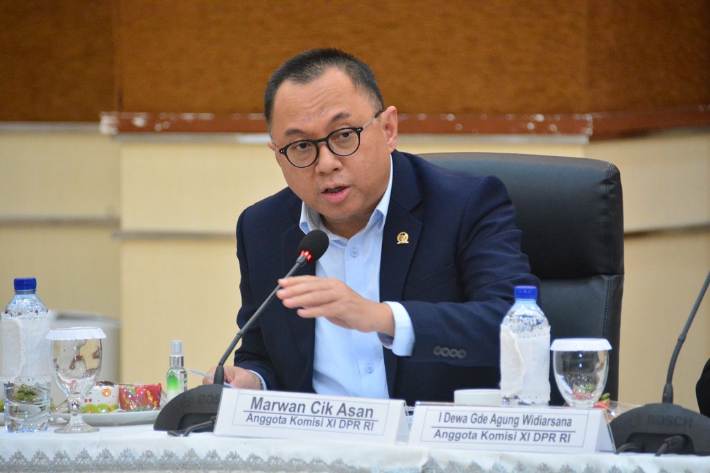 Sri Mulyani Minta Tambahan Anggaran, DPR Pertanyakan Alokasi 80% untuk Manajemen