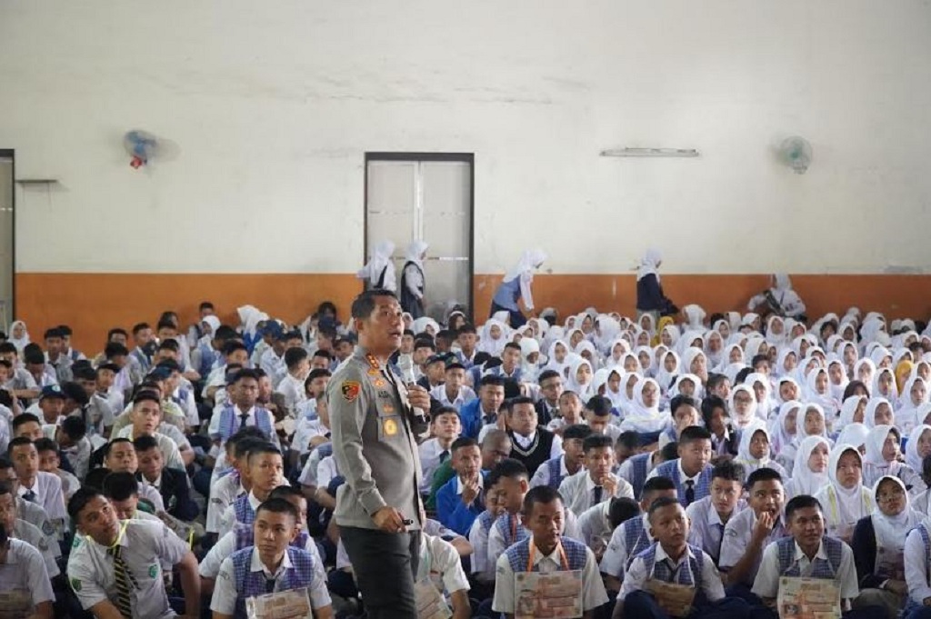 Kapolresta Bandung Warning Siswa Baru SMAN 1 Margahayu soal Tawuran dan Geng Motor