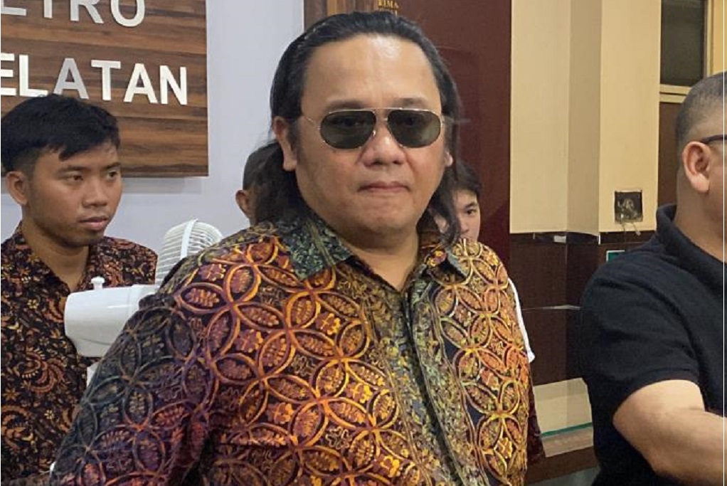 Farhat Abbas Gugat Roy Suryo Cs terkait Ijazah Jokowi, Minta Ganti Rugi Rp1,5 Miliar
