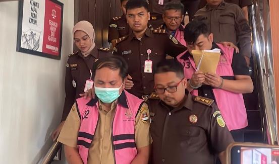 Mantan Kepala Dinkes Bandung Barat Ditahan terkait Korupsi Mobil Caravan Covid-19