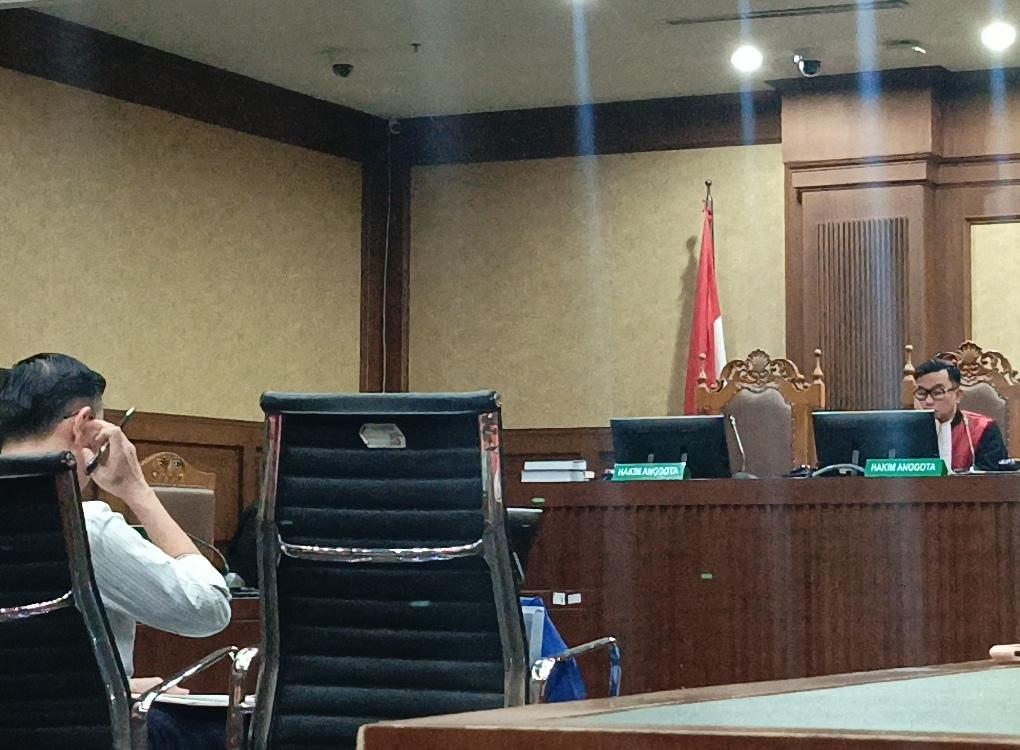 Sidang Vonis Tom Lembong, Hakim Bacakan Surat Putusan Setebal 1.000 Halaman