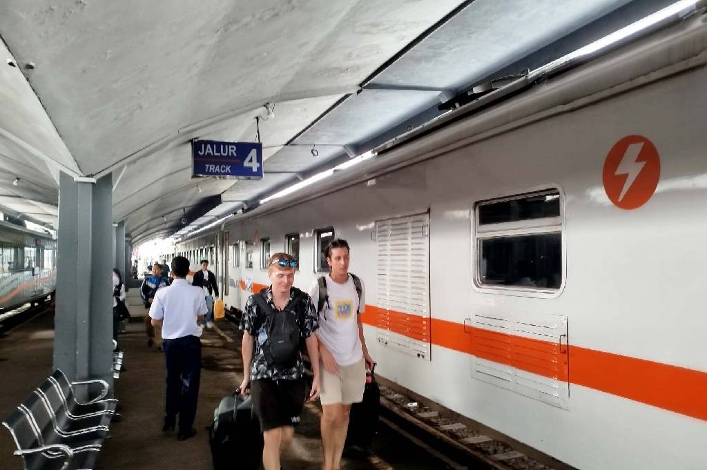 Malang Raya Diserbu Wisatawan Asing, Gunung Bromo Paling Laris!