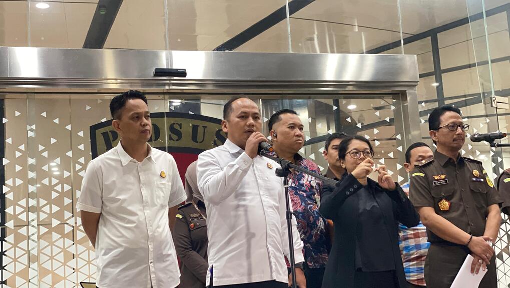 Breaking News: Kejagung Tetapkan 8 Tersangka Korupsi Kredit Bank ke Sritex