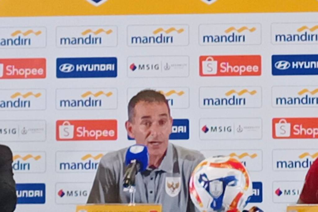 Gerald Vanenburg Kagum Dukungan Suporter, Lebih Hidup Ketimbang Eropa