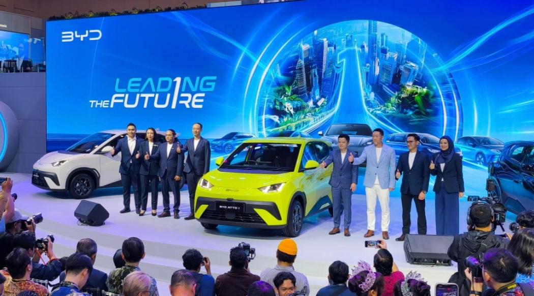 BYD Gegerkan GIIAS 2025 Luncurkan Mobil Listrik Atto 1 Seharga Rp195 Juta