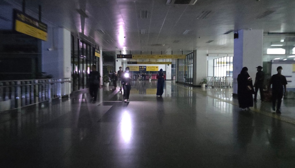 Stasiun Manggarai Pakai Genset Imbas Listrik Padam, Lift Tak Beroperasi