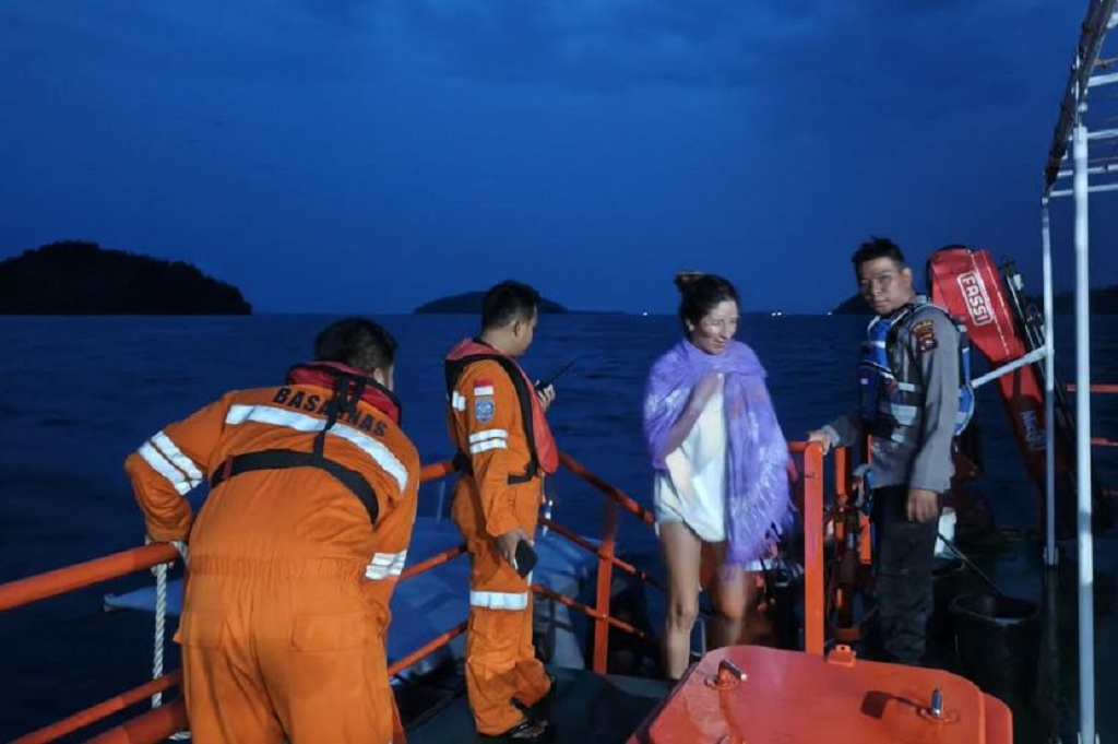 Identitas 10 WNA Korban Kapal Bocor di Pesisir Selatan, Terbanyak asal Australia
