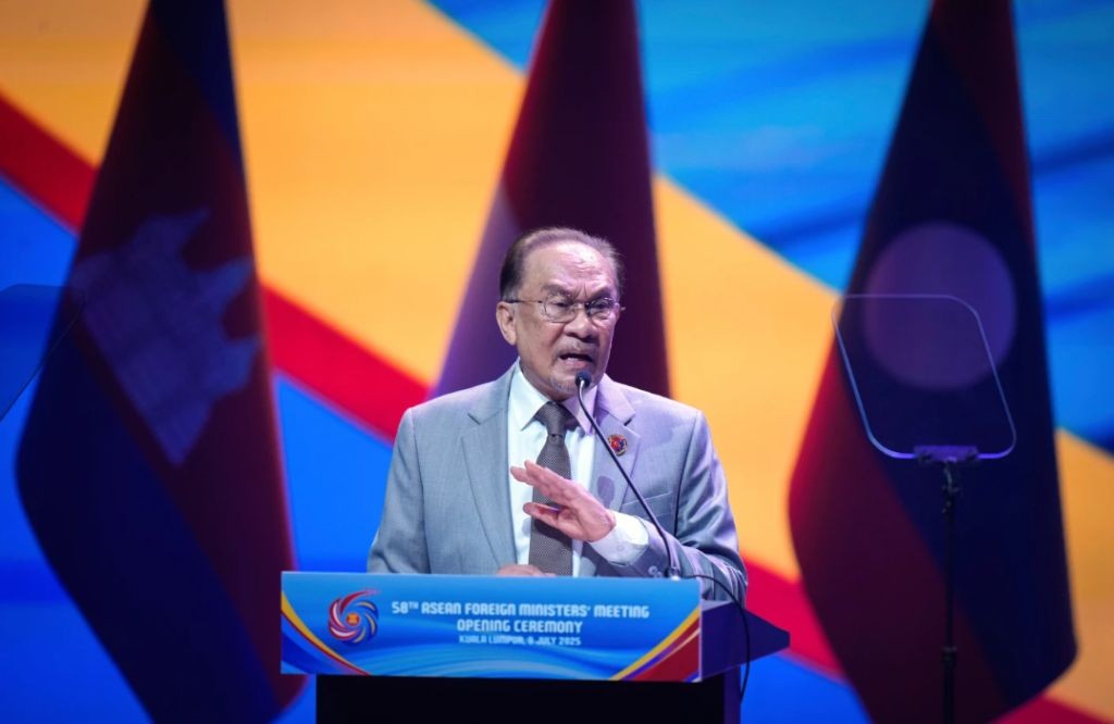 Anwar Ibrahim Tepis Thailand dan Kamboja Berdamai karena Tekanan Donald Trump