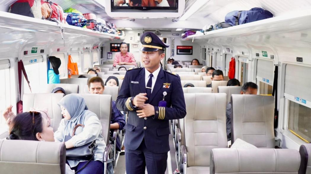 KAI Tak Main-Main, Ketahuan Merokok di Kereta Bakal Diturunkan Tanpa Ampun!