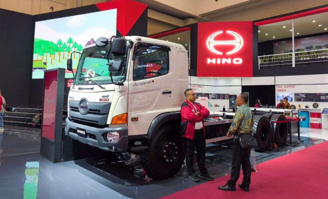 Bangun Transportasi Aman, Hino Libatkan Senior Inspector Tingkatkan Keselamatan Berkendara