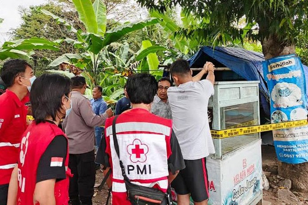 Buruh Bangunan Tewas di Warung Angkringan, Jatuh dari Kursi dan Kepala Terbentur Batu