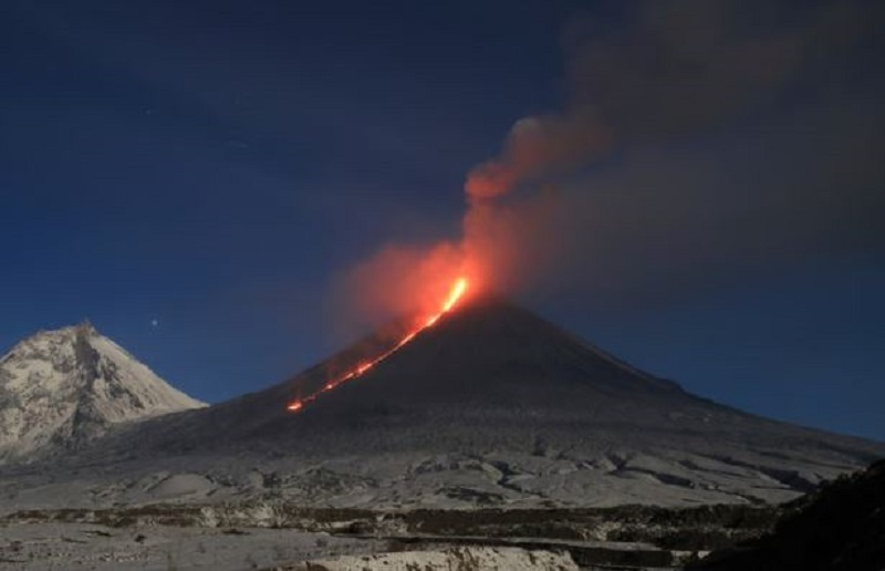 Ngeri! Gunung Api Meletus di Kamchatka Rusia setelah Gempa Dahsyat M8,7