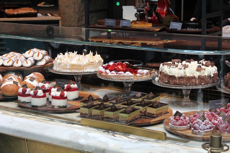 Hobi Baking dan Mau Cuan? Simak Tips dan Menu Andalan Ini!