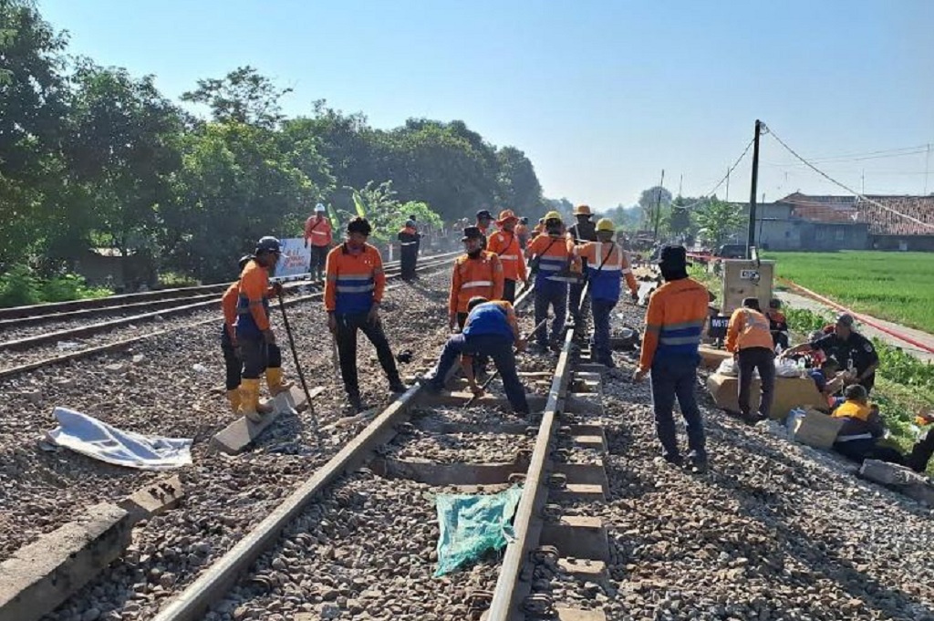 KA Argo Bromo Anggrek Tuntas Dievakuasi, KAI Fokus Perbaikan Jalur di Subang