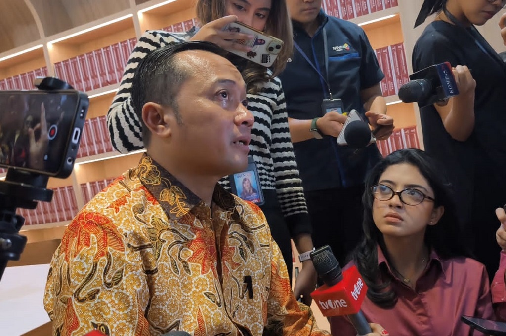 Mensesneg Menangis Ceritakan Siswi Sekolah Rakyat yang Idap Penyakit Langka
