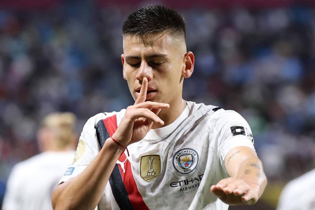 AS Roma Serius Incar Claudio Echeverri, Ajukan Tawaran Baru Rp575 Miliar ke Manchester City