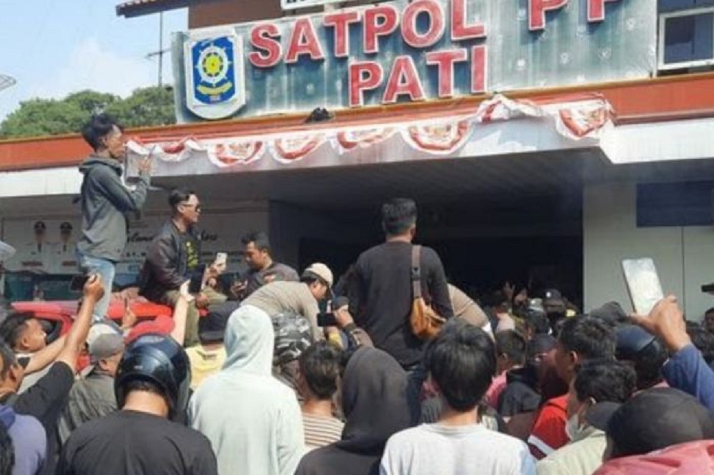 Donasi Demo Tolak Tarif PBB 250 Persen di Pati Menggunung, Dari Malaysia hingga Arab