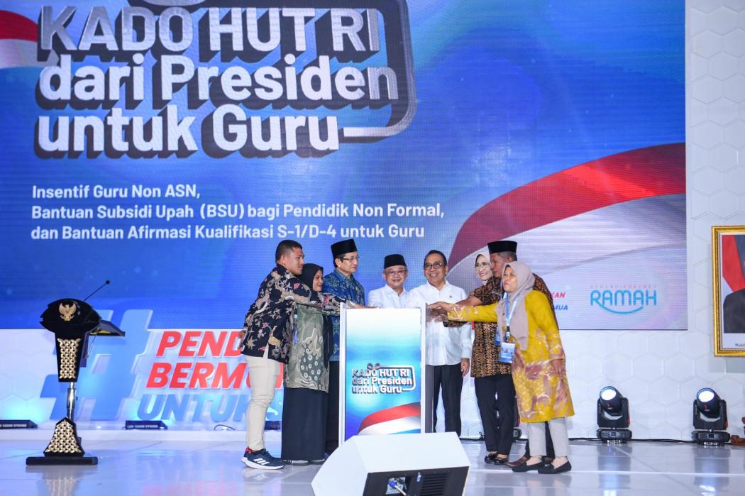 Muhammadiyah Sambut Baik Program Kado Presiden untuk Guru