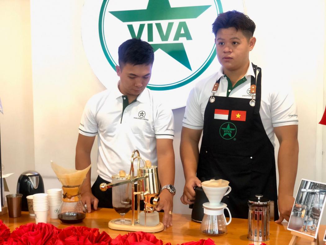 Menjajal Kopi Vietnam Buatan Barista Asing, Ada Rasa Durian!