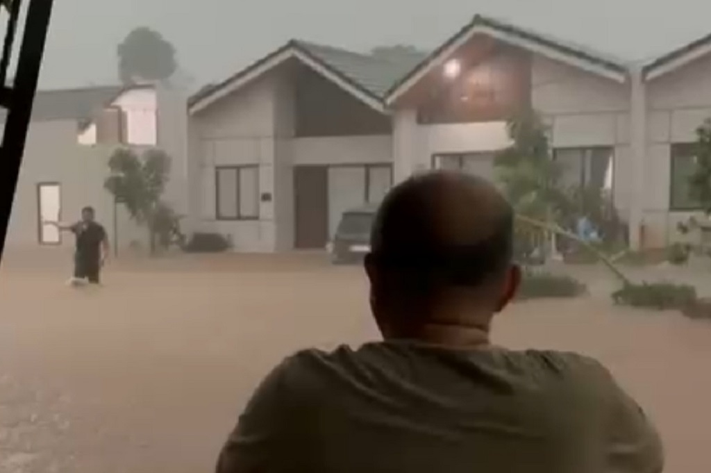 Hujan Deras Guyur Bogor, Banjir hingga Pohon Tumbang di Sejumlah Titik