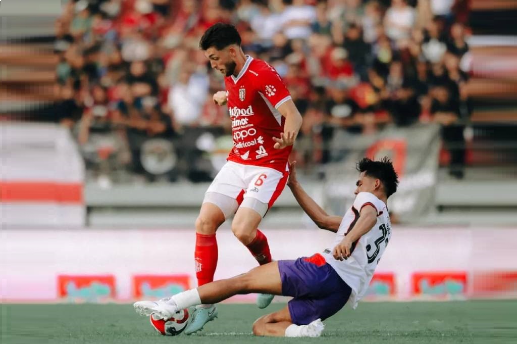 Hasil Super League: Drama Menit Akhir! Bali United Selamat dari Kekalahan Kontra Persik Kediri