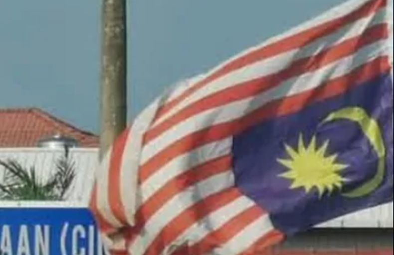 Bendera Malaysia Dipasang Terbalik Picu Ketegangan Ras Jelang Hari Kemerdekaan