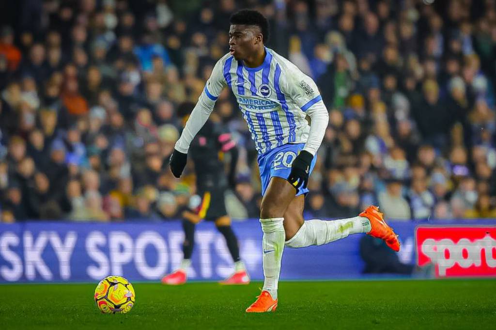 Manchester United Kepincut Carlos Baleba, Brighton Pasang Harga Rp2,4 Triliun