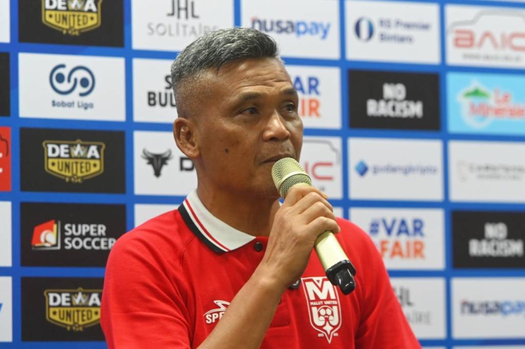 Hendri Susilo Kaget Jadi Pelatih Terbaik Pekan Perdana Super League 2025-2026