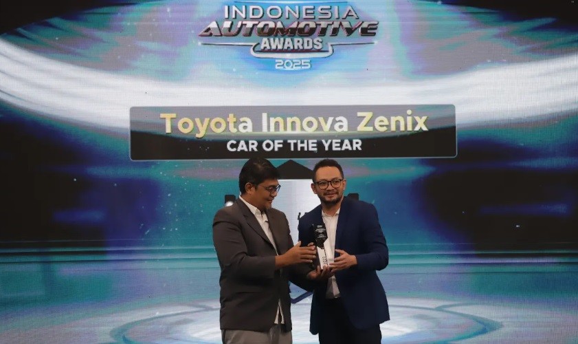 Toyota Kijang Innova Zenix Sabet Gelar Car Of The Year di Indonesia Automotive Awards 2025
