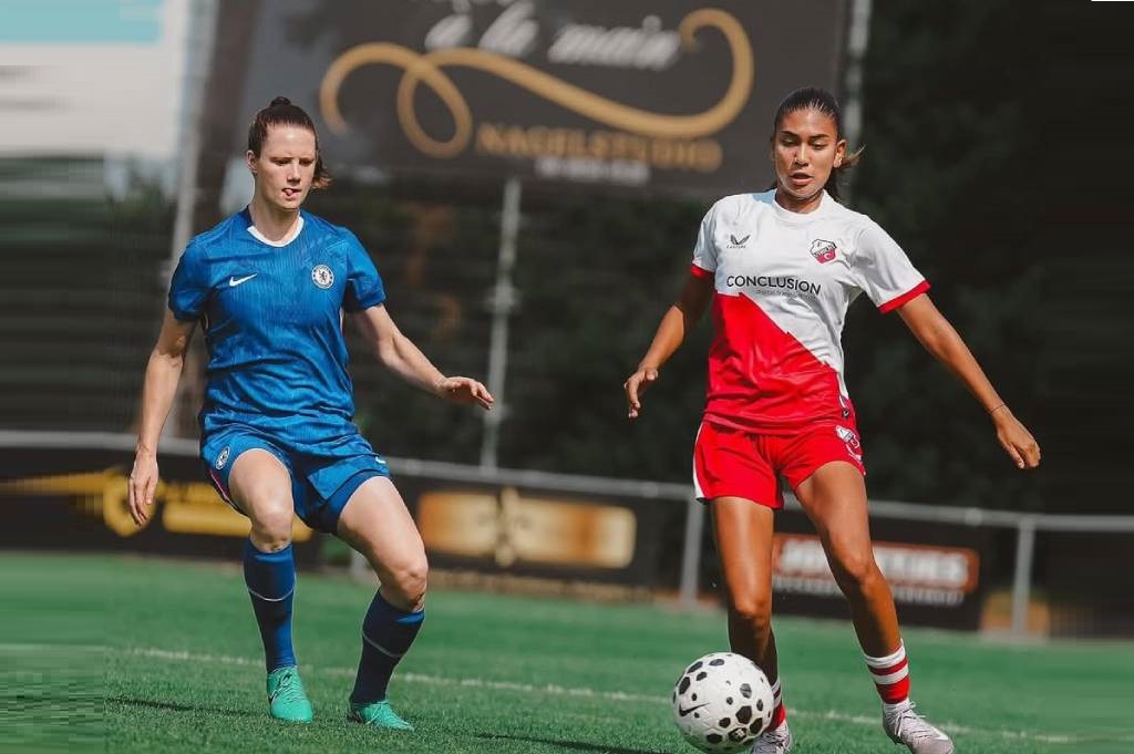 Ayah Claudia Scheunemann Bangga Putrinya Jalani Debut bersama FC Utrecht Women Lawan Chelsea
