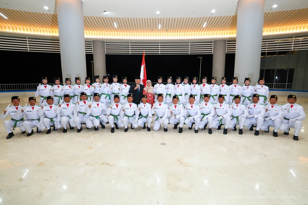 Kepala Otorita Kukuhkan 38 Anggota Paskibraka IKN yang akan Tampil di HUT ke-80 RI