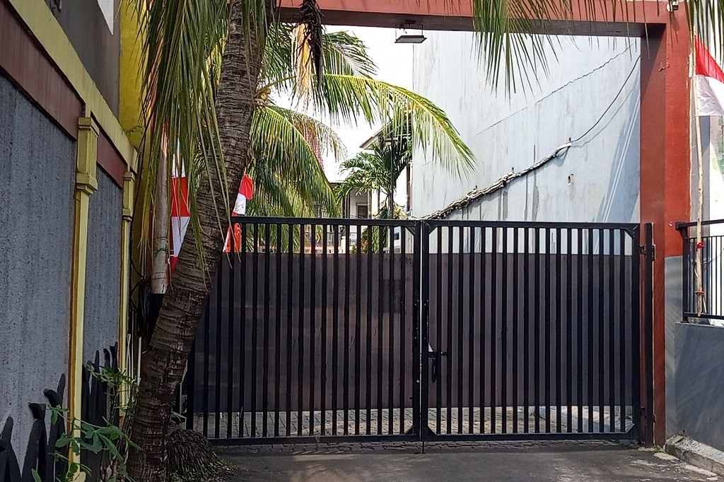 Kompleks Perumahan Eks Menag Yaqut Langsung Tertutup usai Penggeledahan KPK