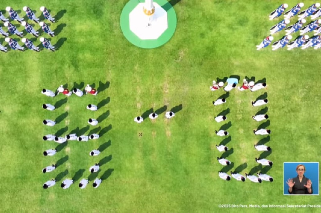 Penampakan Formasi Angka 80 Ditampilkan Tim Paskibraka di Istana Merdeka