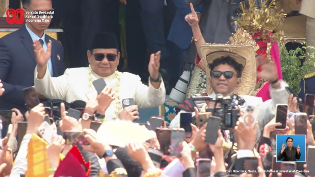 Prabowo Ikutan Joget saat Lagu Tabola Bale Hebohkan Istana Merdeka di Perayaan HUT ke-80 RI