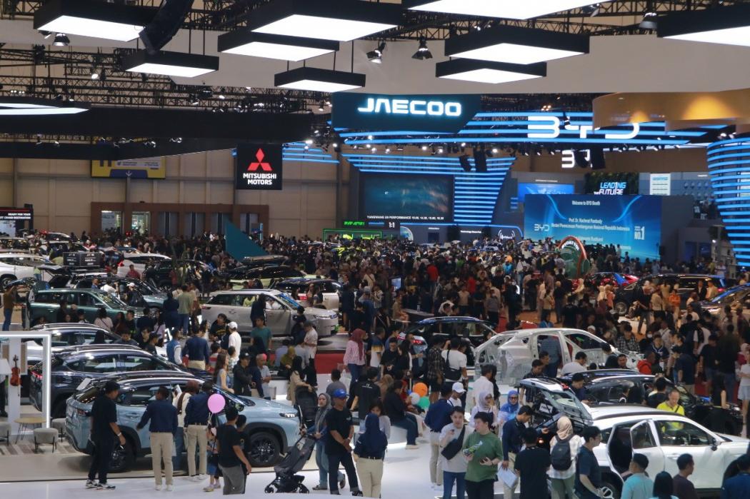 GIIAS 2025 Cetak Penjualan Kendaraan 38.000 Unit, tapi Transaksi Turun